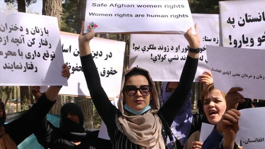 اعتراض زنان در محدویت بر سر آموزش دختران در افغانستان 